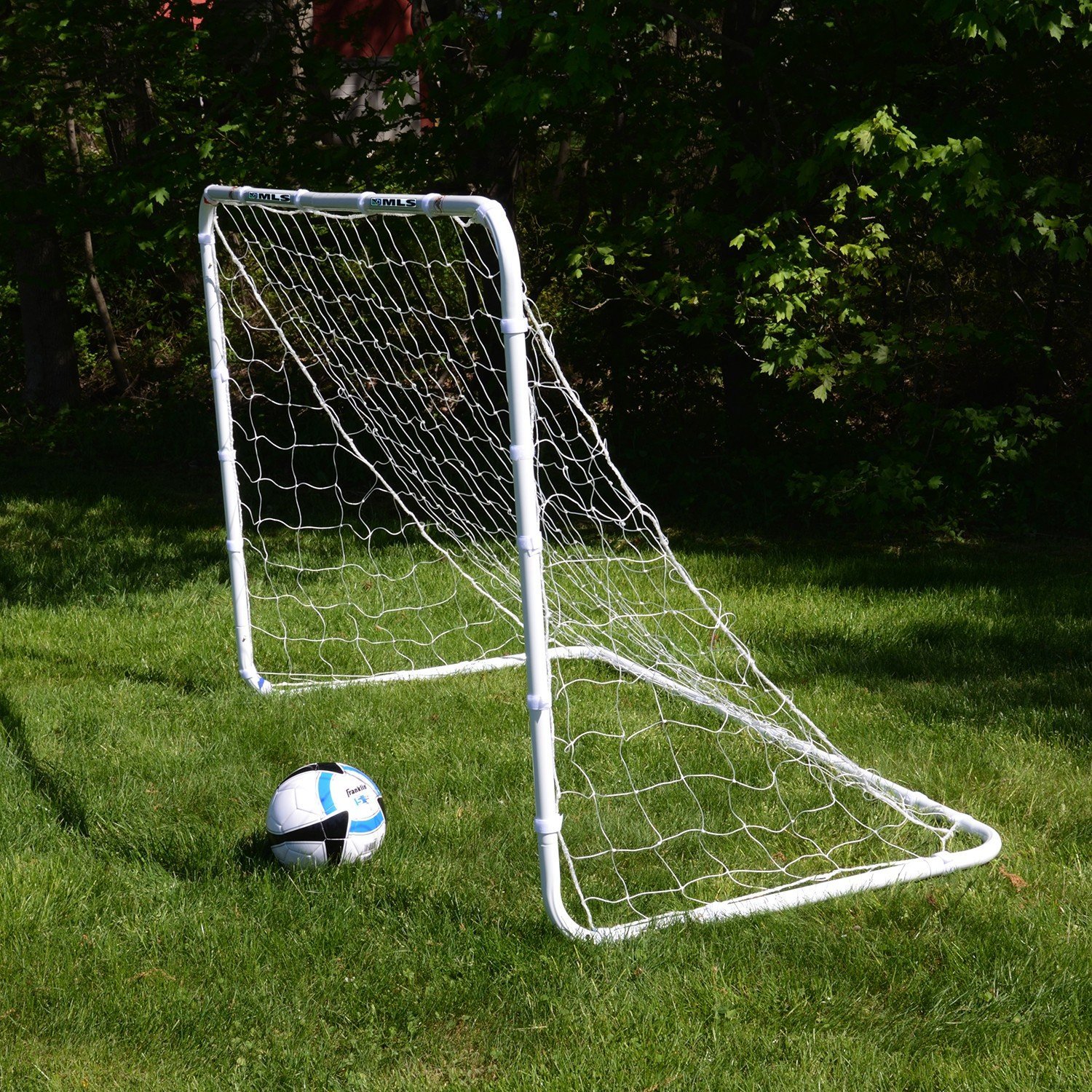 DEAL ALERT: Franklin Sports Soccer Goal – 60% off