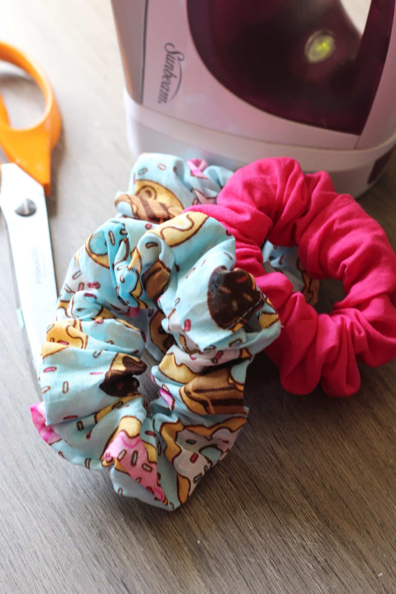DIY Girl Gift: Handmade Scrunchies