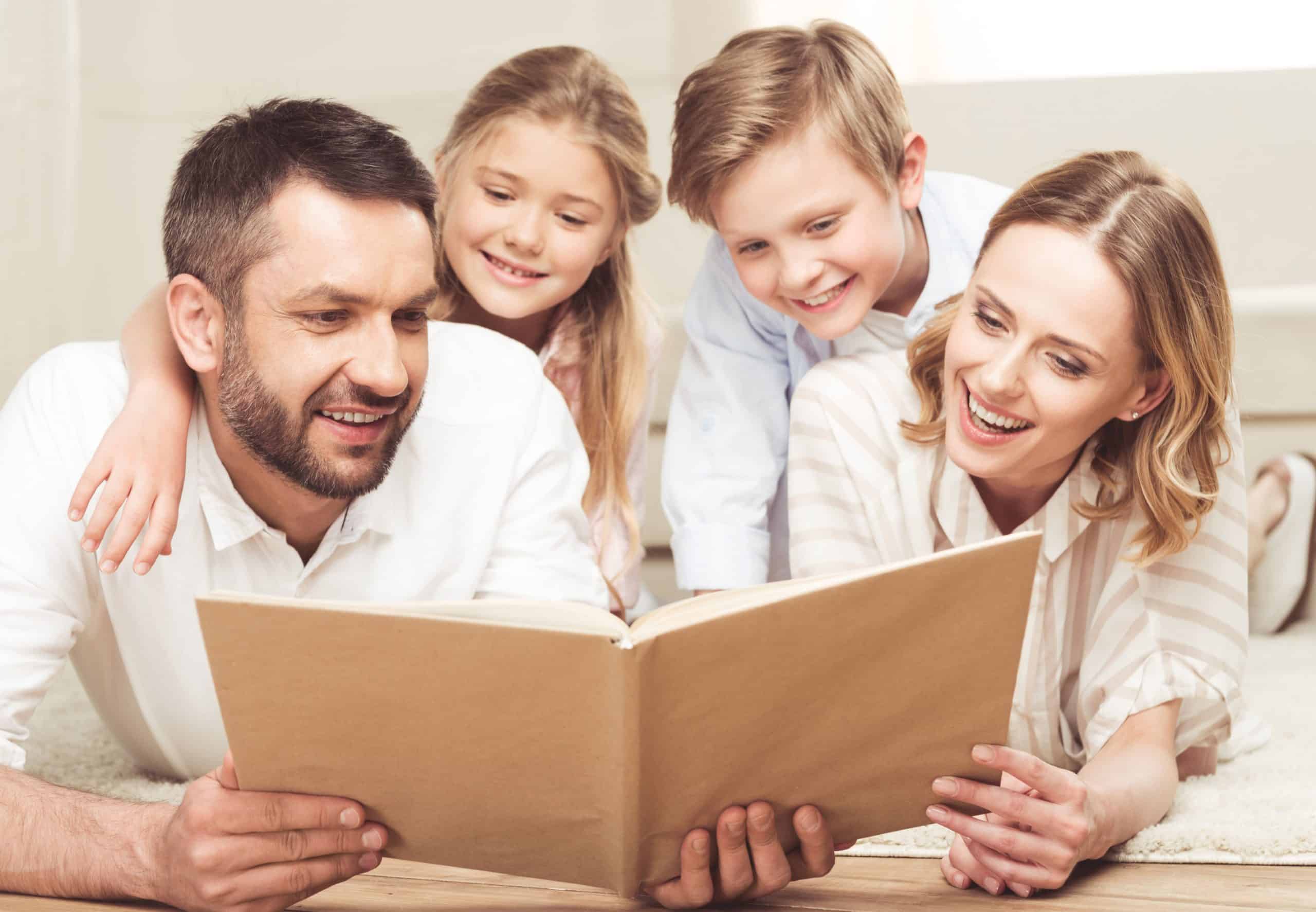 10 Reasons to Try Family Reading